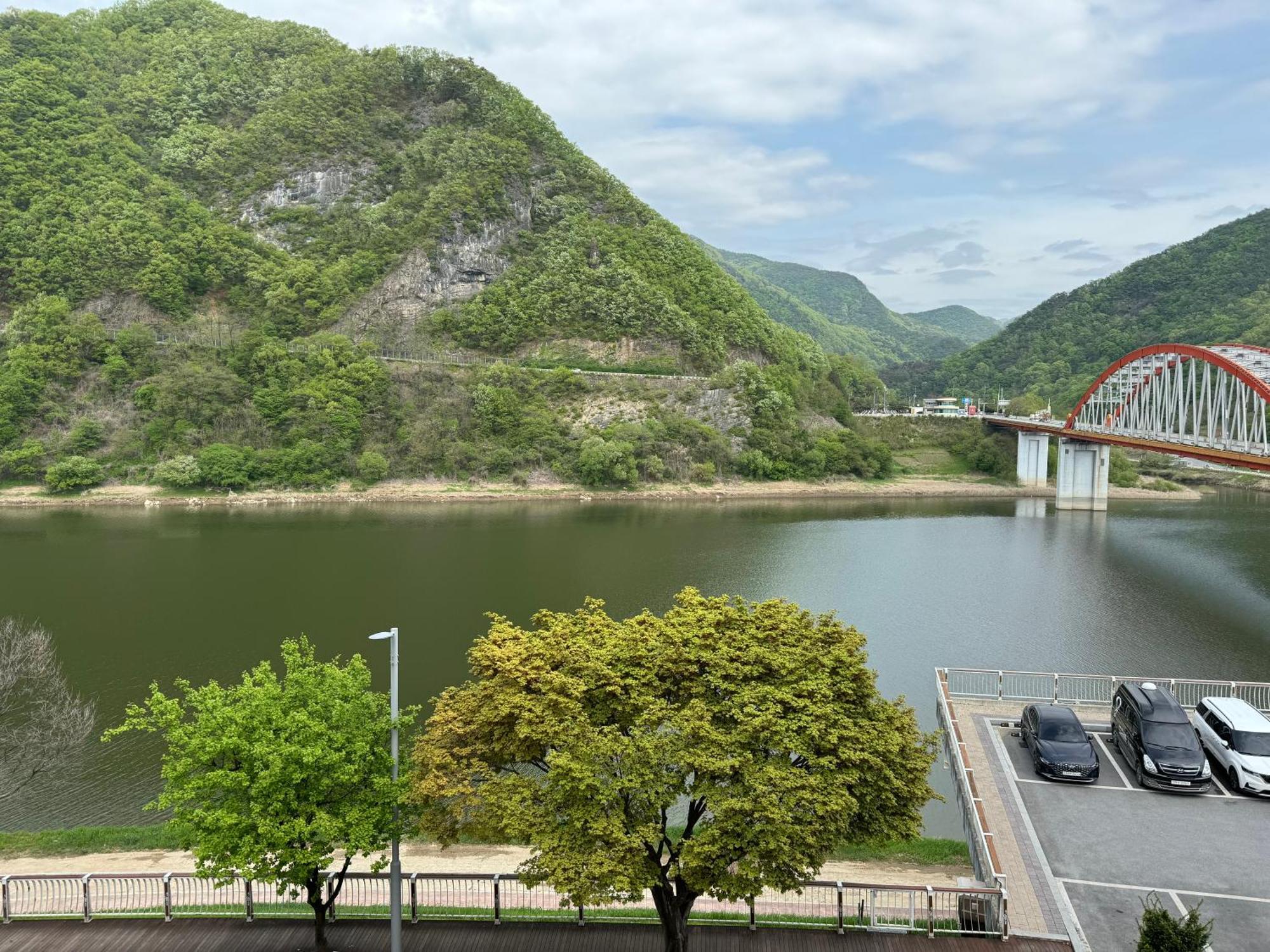 Danyang Rio 127 Guesthouse Экстерьер фото
